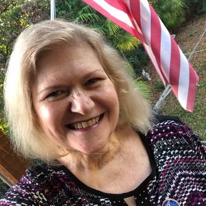 Meet your Posher, Vicki